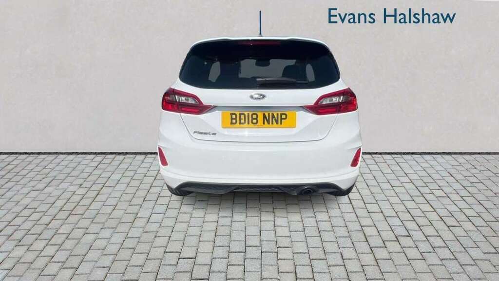 Ford Fiesta 1.0 Ecoboost 125 St-line 2018 BD18NNP White #4