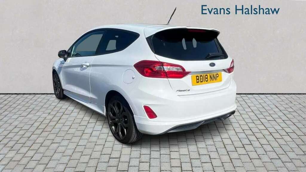 Ford Fiesta 1.0 Ecoboost 125 St-line 2018 BD18NNP White #3
