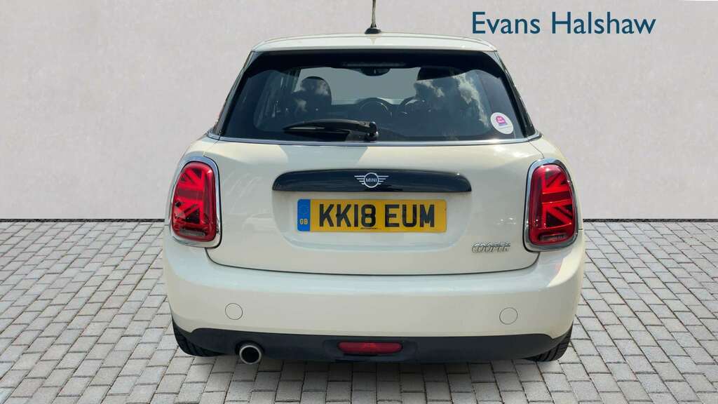 Mini Hatch 1.5 Cooper II 2018 KK18EUM White #5