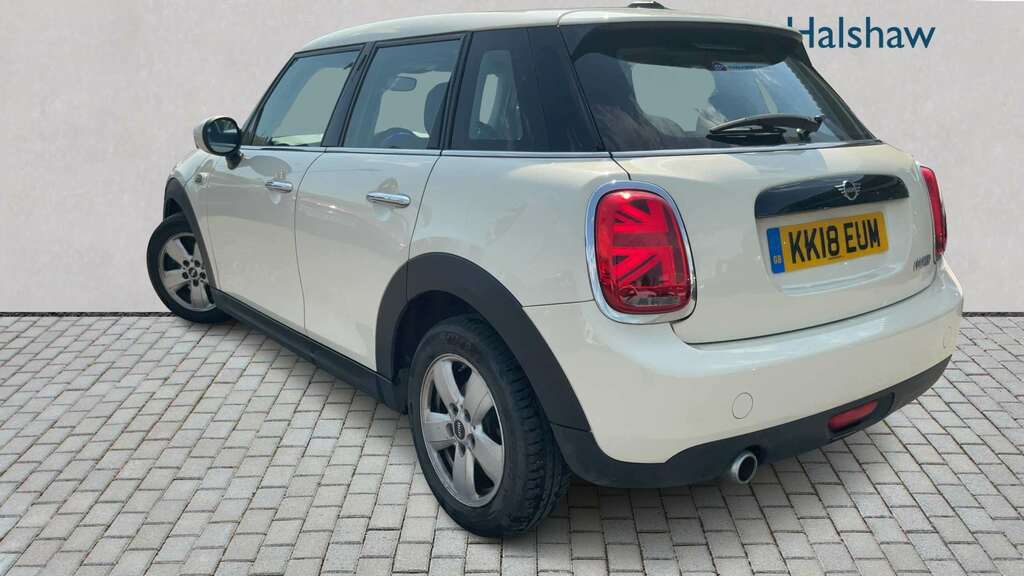 Mini Hatch 1.5 Cooper II 2018 KK18EUM White #2