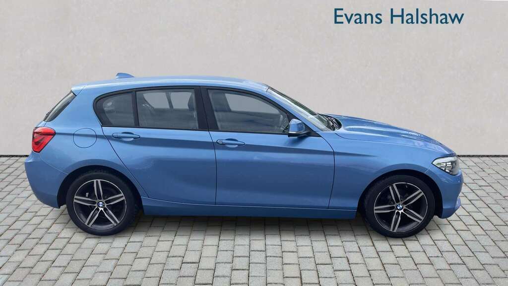 BMW 1 Series 118I 1.5 Sport Nav 2017 SB67FRV Blue #2