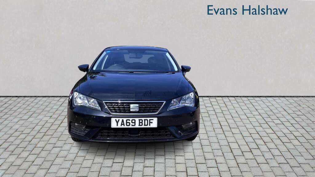 Seat Leon 1.5 Tsi Evo Se Dynamic Ez 2020 YA69BDF Black #3