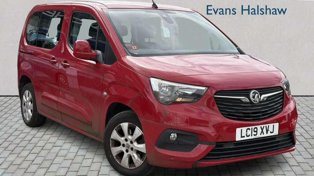 Vauxhall Combo Life 1.2 Turbo Energy 7 Seat 2019 Red