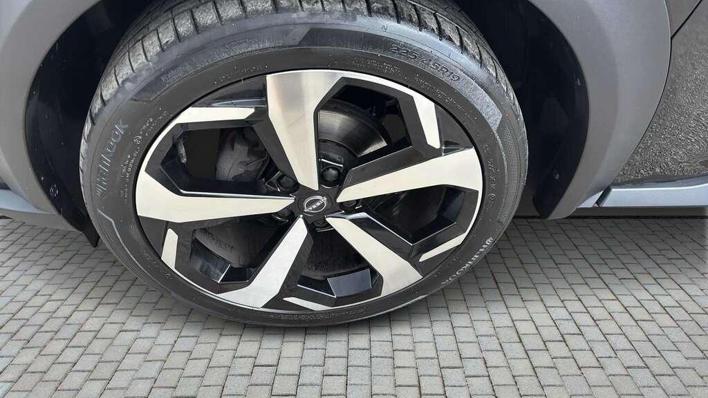 Nissan Juke 1.0 Dig-t 114 Tekna 2023 NA23OFX Black #4