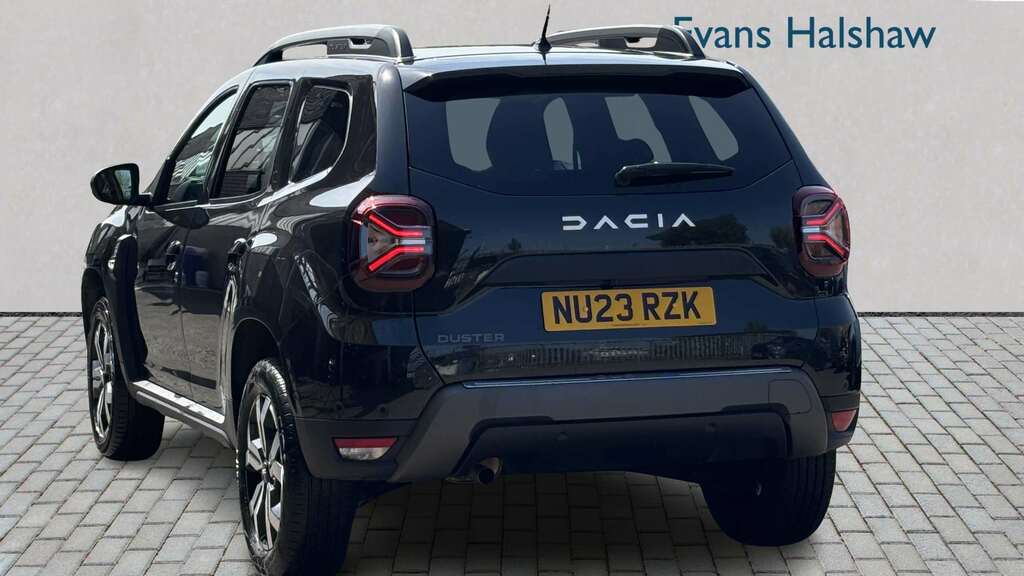 Dacia Duster 1.3 Tce 150 Journey Edc 2023 NU23RZK Black #4