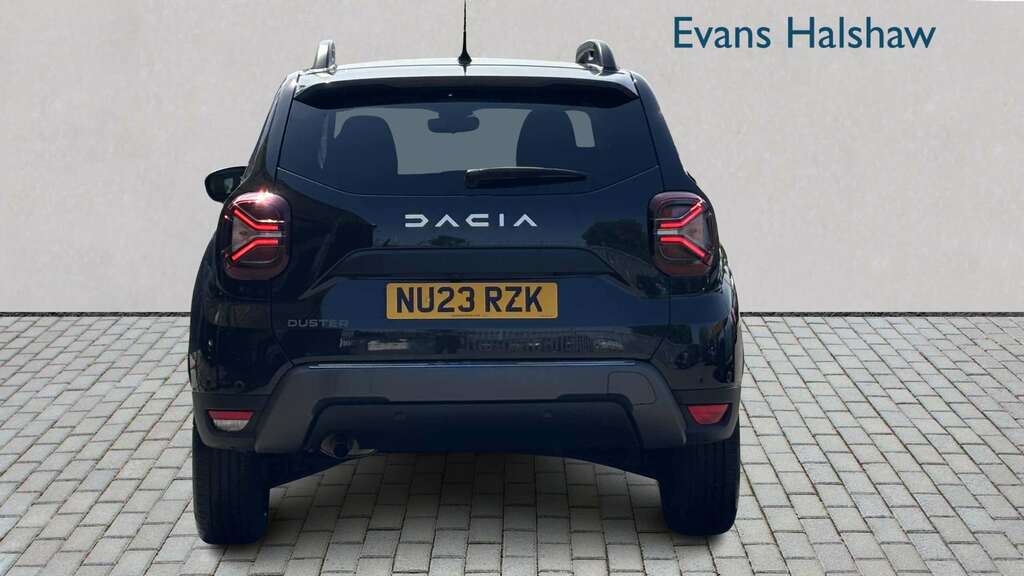 Dacia Duster 1.3 Tce 150 Journey Edc 2023 NU23RZK Black #5