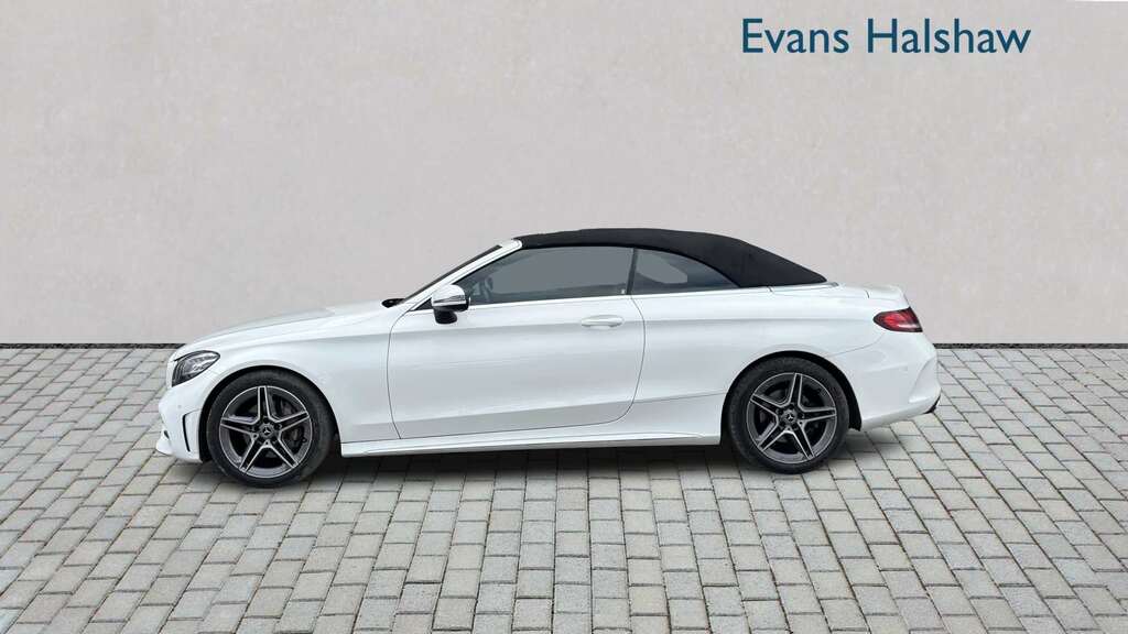 Mercedes-Benz C Class C220d Amg Line 9G-tronic 2018 White #3