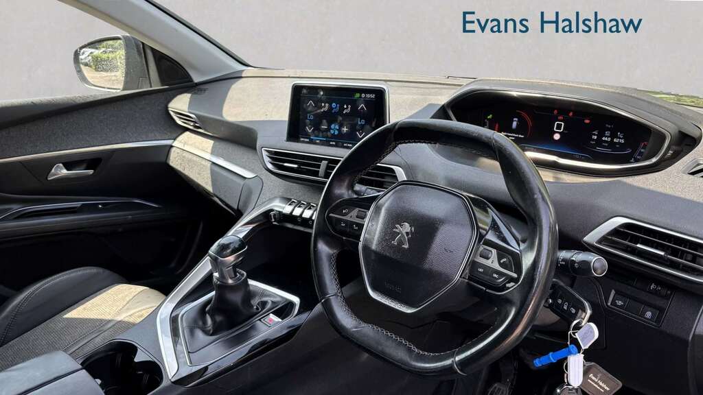 Peugeot 3008 1.6 Bluehdi 120 Allure 2017 WNZ8776 Black #2