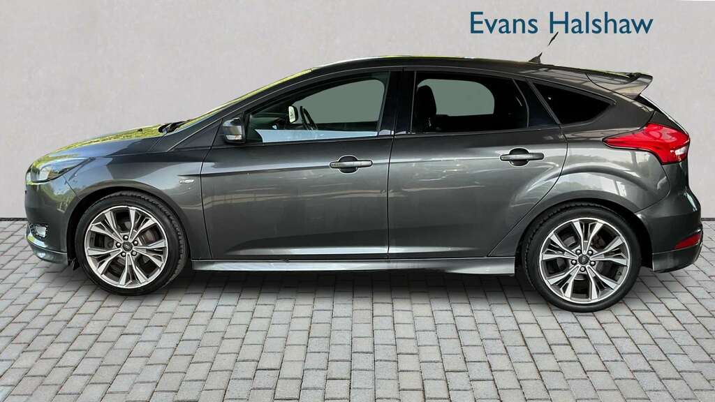 Ford Focus 1.0 Ecoboost 140 St-line Navigation 2018 YD18PNF Grey #3