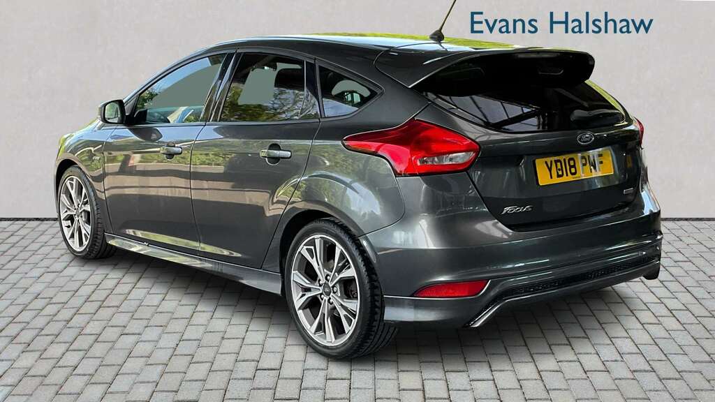 Ford Focus 1.0 Ecoboost 140 St-line Navigation 2018 YD18PNF Grey #2
