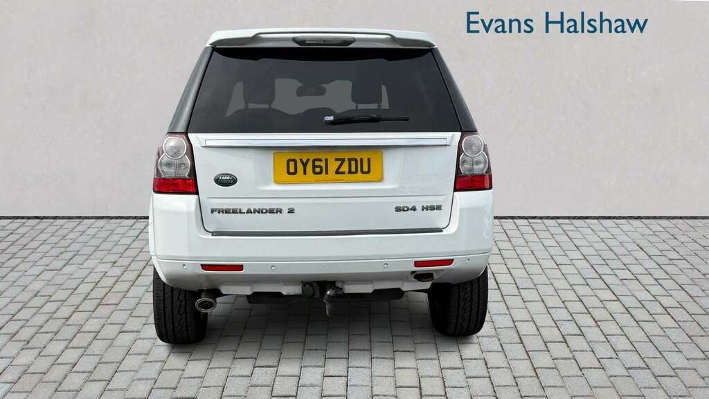 Land Rover Freelander 2.2 Sd4 Hse 2011 White #6