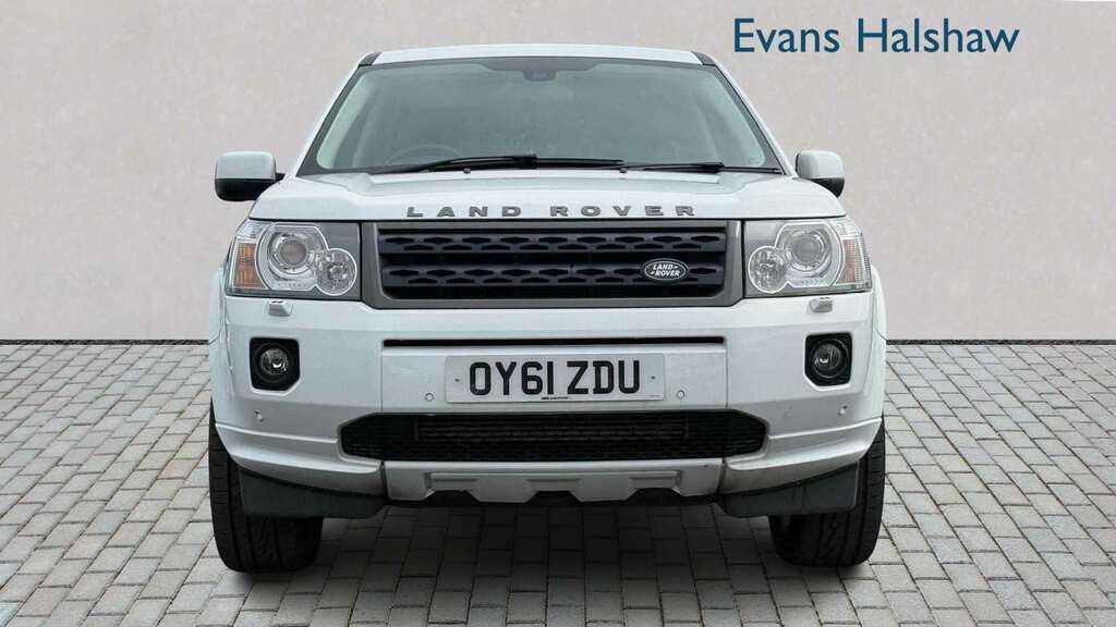 Land Rover Freelander 2.2 Sd4 Hse 2011 White #2