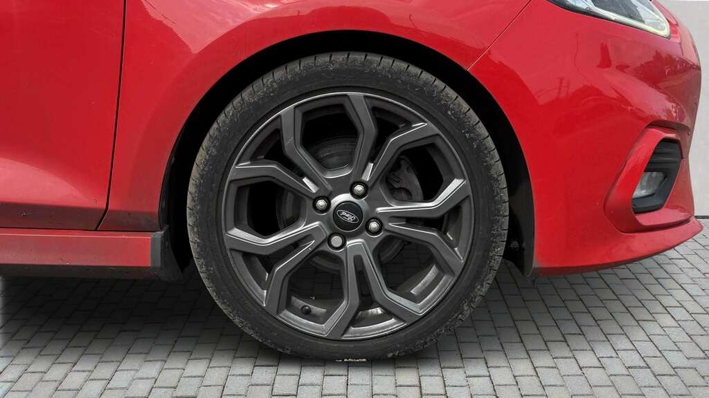 Ford Fiesta 1.0 Ecoboost 125 St-line Navigation 2019 HT68EJY Red #4