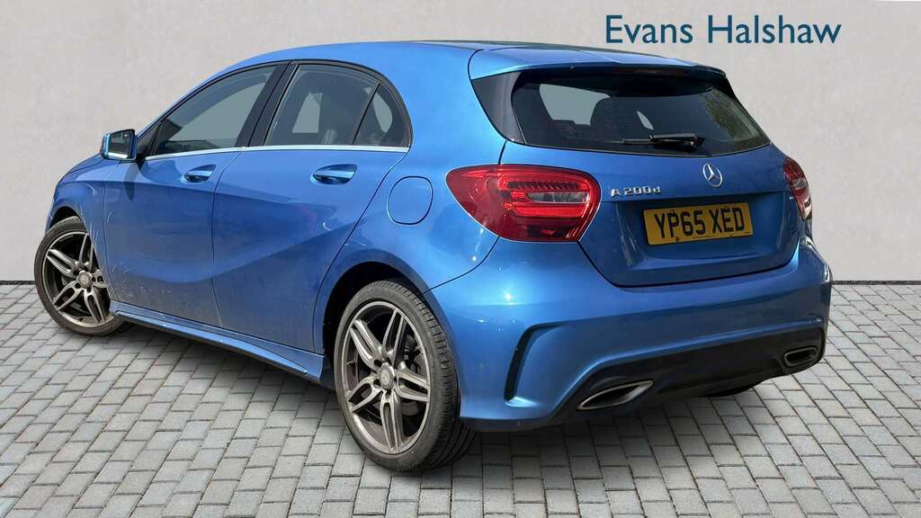 Mercedes-Benz A Class A200d Amg Line 2016 YP65XED Blue #3