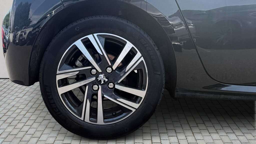 Peugeot 208 1.2 Puretech 100 Allure Premium 2021 KW21VTK Black #6