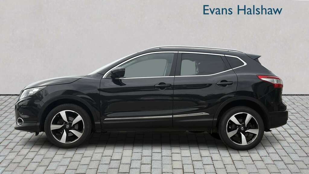 Nissan Qashqai 1.2 Dig-t N-connecta Xtronic 2016 BA66ZFN Black #4