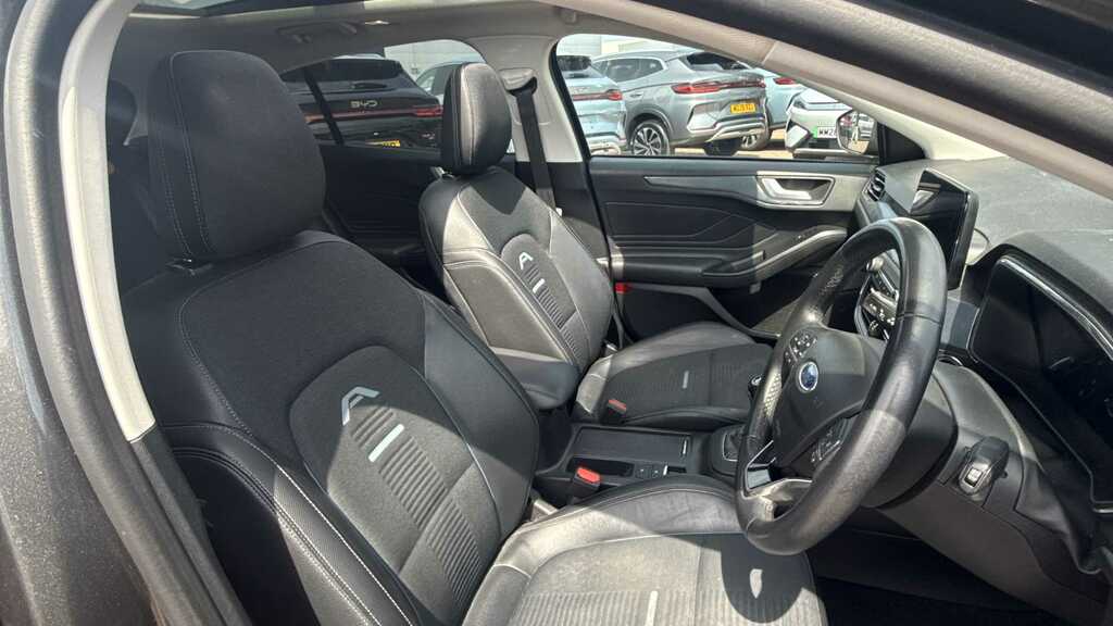 Ford Focus 1.5 Ecoboost 150 Active X 2019 MM69BGX Grey #2