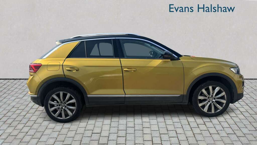 Volkswagen T-Roc 1.5 Tsi Evo Sel 2018 YH68GHD Yellow #2