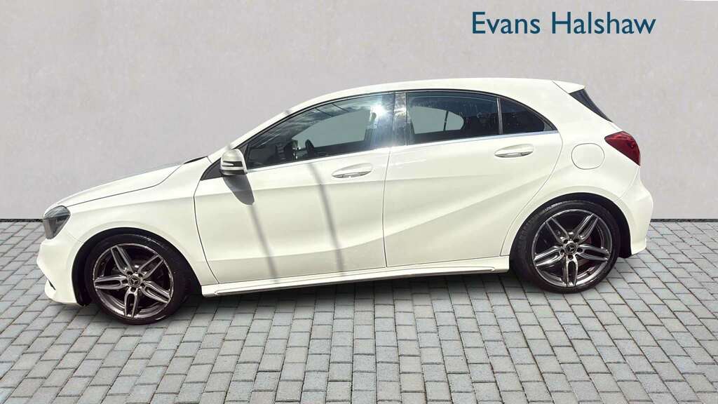Mercedes-Benz A Class A200 Amg Line 2017 KK17FHB White #6