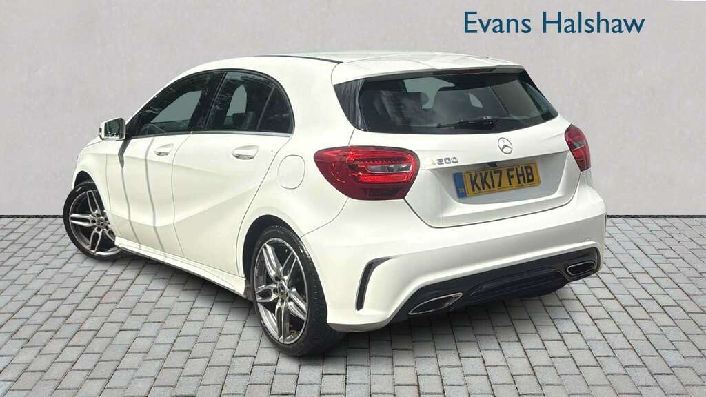 Mercedes-Benz A Class A200 Amg Line 2017 KK17FHB White #2