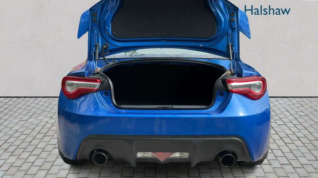 Subaru BRZ I Se Lux U3504 Ulez White #5