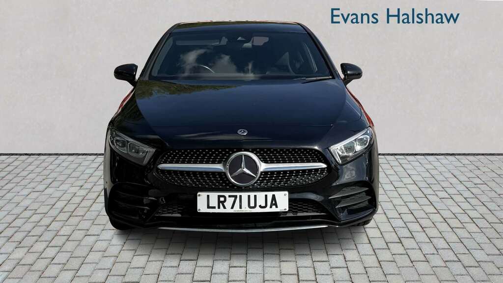 Mercedes-Benz A Class A250e Amg Line 2021 LR71UJA Black #5