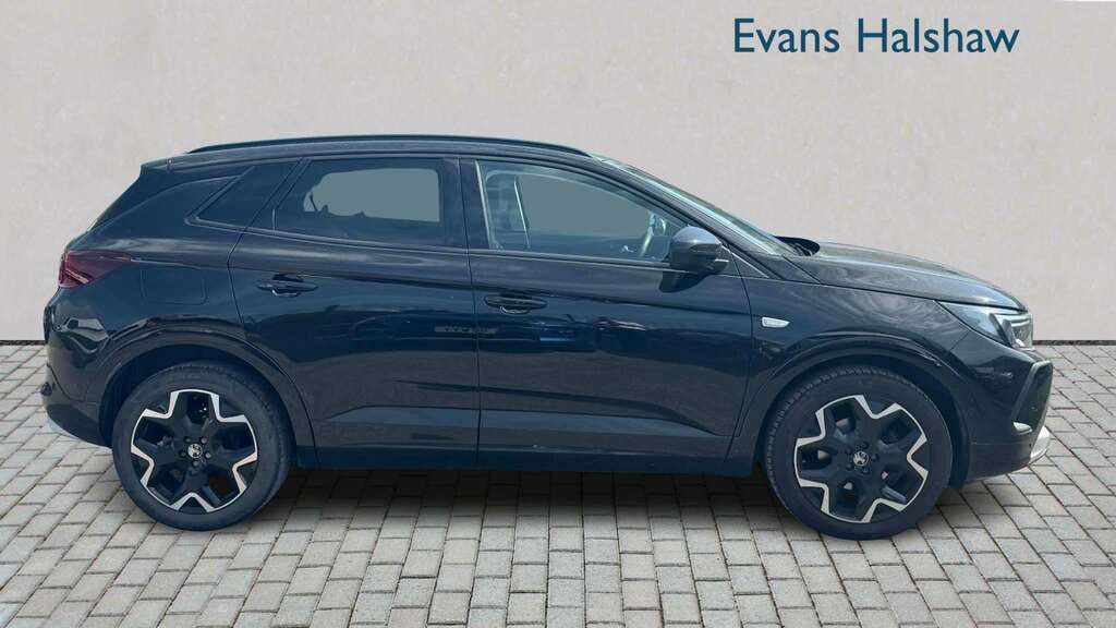 Vauxhall Grandland 1.2 Turbo Ultimate 2022 YG72EYO Black #3