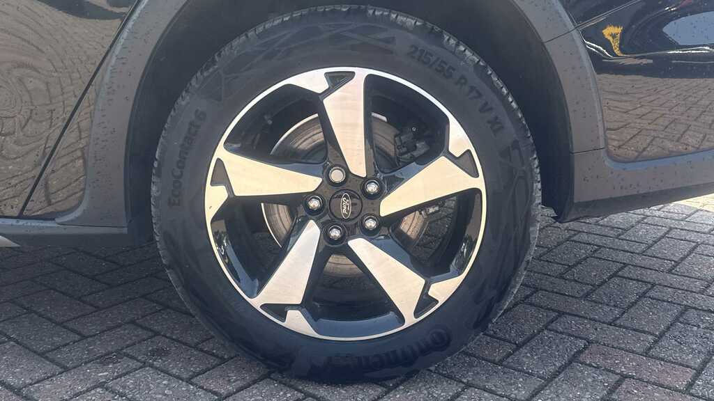 Ford Focus 1.0 Ecoboost Hybrid Mhev Active 2023 EA72VUH Black #4