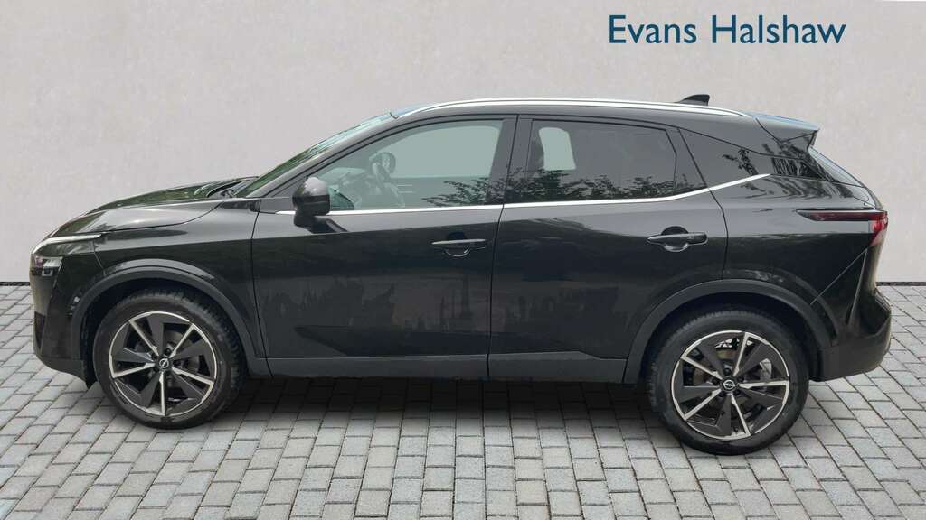 Nissan Qashqai 1.3 Dig-t Mh Tekna 2024 DN73OSD Black #2
