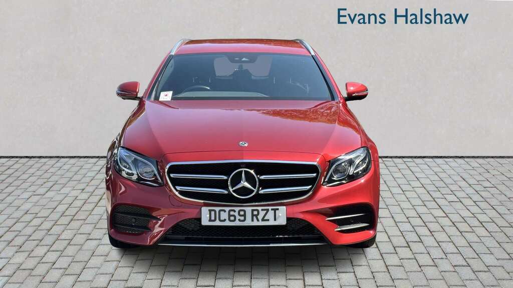 Mercedes-Benz E Class E220d Amg Line Edition Premium 9G-tronic 2019 DC69RZT Red #4