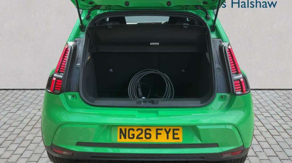 Renault 5 E-Tech 110Kw Techno Comfort Range 52Kwh 2026 NG26FYE Green #4