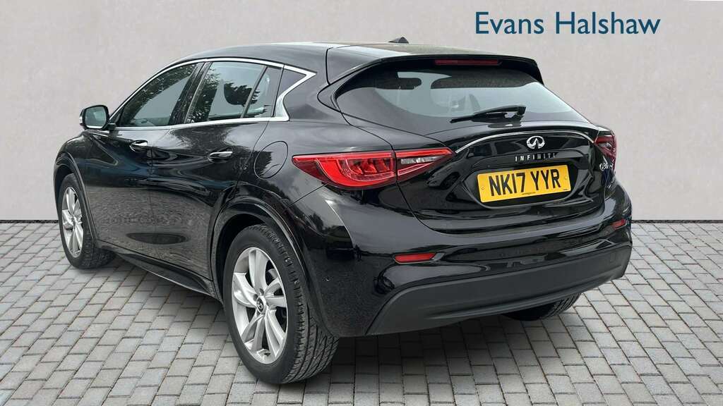 Infiniti Q30 1.5D Se 2017 NK17YYR Black #3