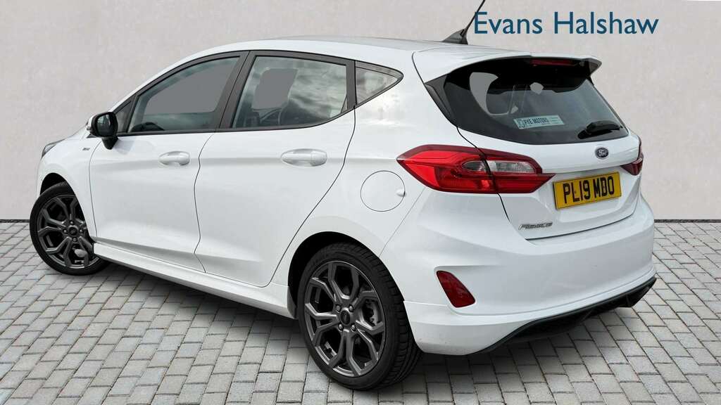 Ford Fiesta 1.0 Ecoboost St-line 2019 PL19MDO White #2