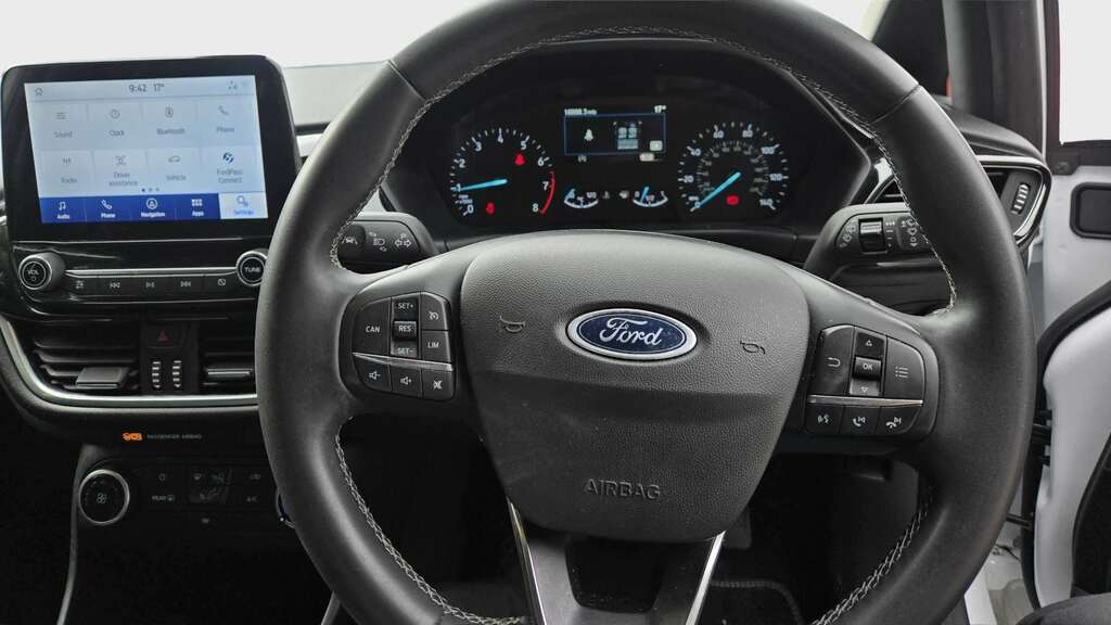 Ford Fiesta 1.0 Ecoboost Titanium 2023 MC72FDX White #5