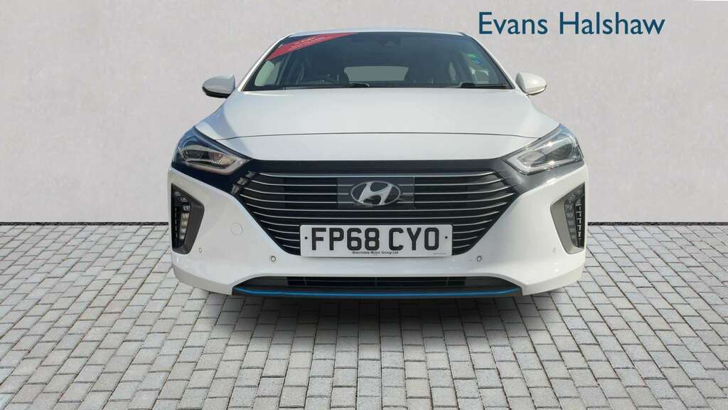 Hyundai Ioniq 1.6 Gdi Hybrid Premium Se Dct 2018 FP68CYO White #4