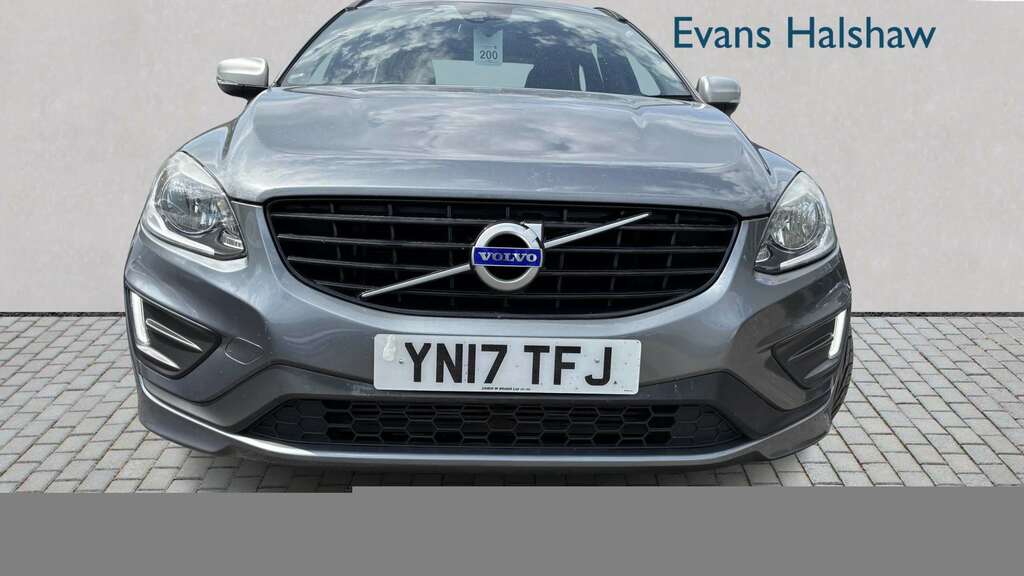 Volvo XC60 D4 190 R Design Nav 2017 YN17TFJ Grey #4