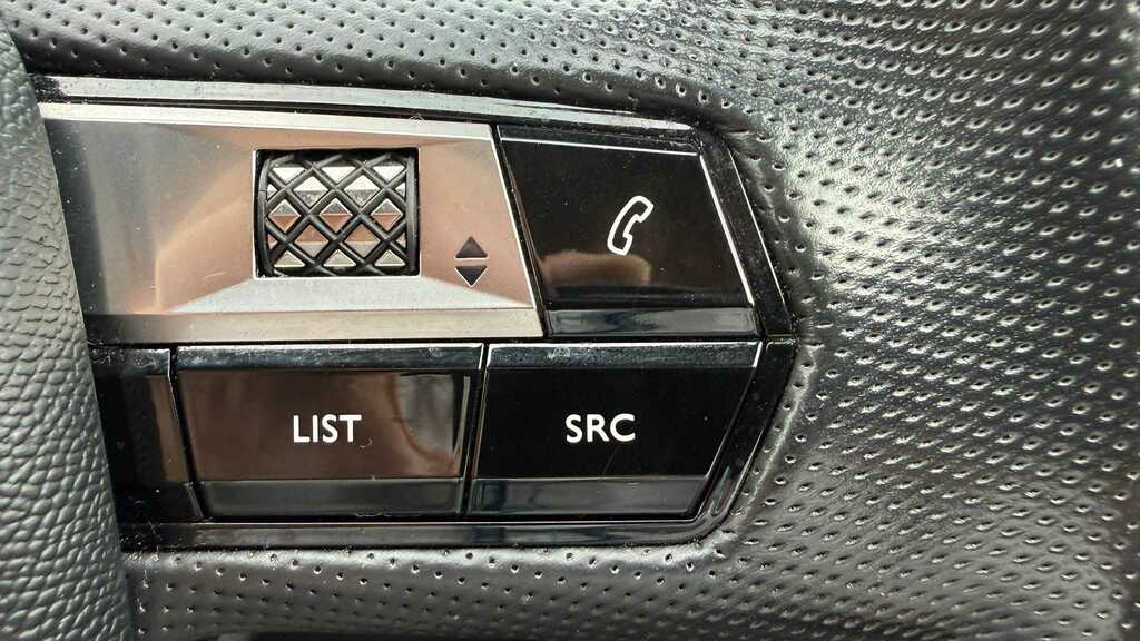 DS DS 7 1.5 Bluehdi Performance Line 5Dr, Parking Sensors, White #12