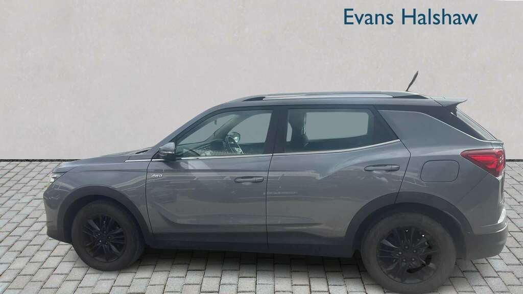 SsangYong Korando 1.6 D Pioneer 4X4 2020 Grey #3