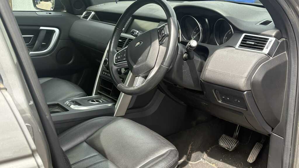 Land Rover Discovery Sport 2.0 Td4 180 Hse Black 2017 YY67WYX Silver #5