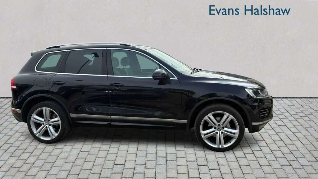 Volkswagen Touareg 3.0 V6 Tdi Bmt 262 R-line Plus Tip 2017 GK67SMX Black #4
