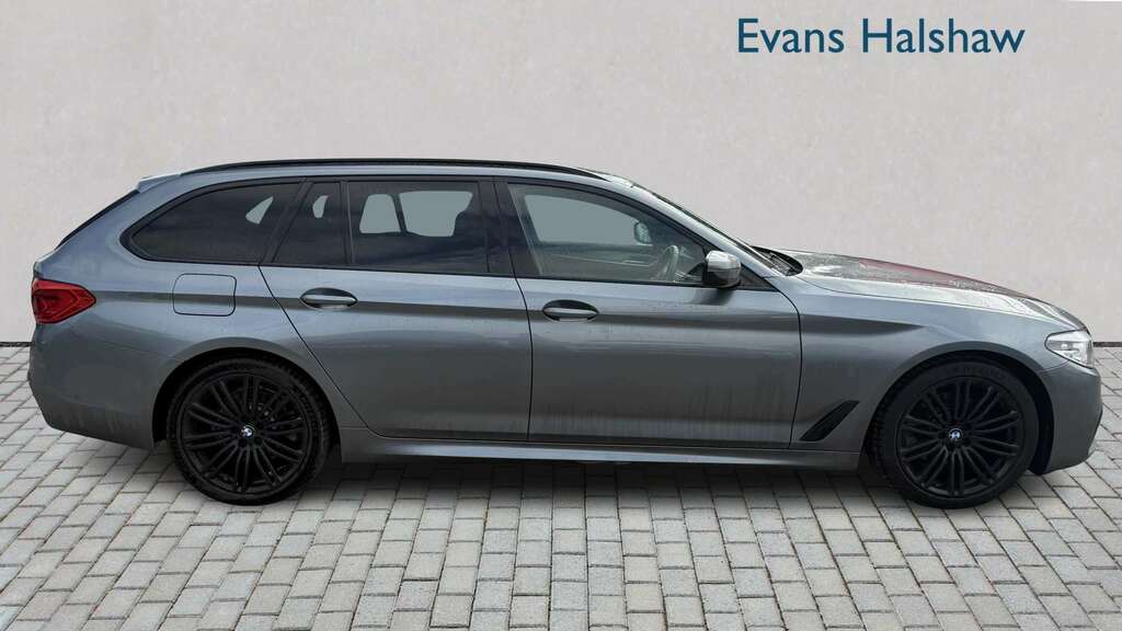 BMW 5 Series 520D M Sport 2019 YK19RFB #3