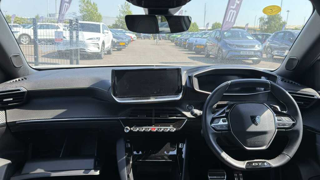 Peugeot 2008 1.2 Puretech 130 Gt Eat8 2024 KW24EPU White #4