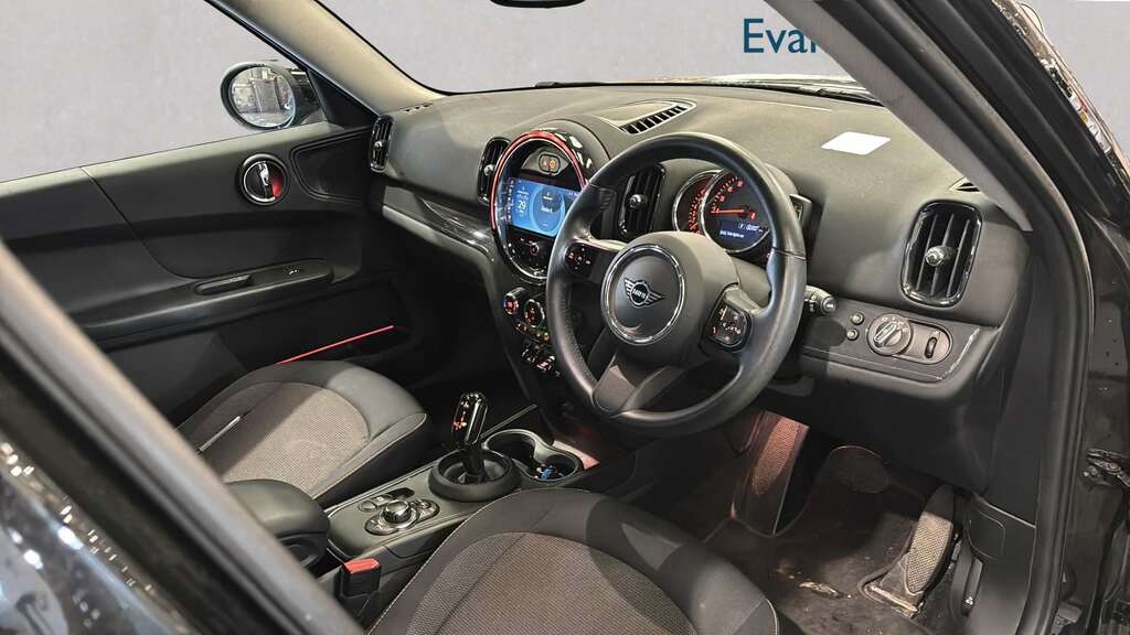 Mini Countryman 1.5 Cooper Classic 2023 YH23KDU Black #6