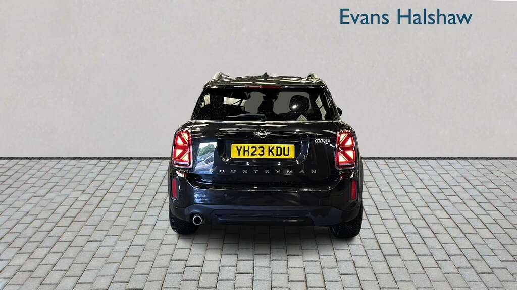 Mini Countryman 1.5 Cooper Classic 2023 YH23KDU Black #5