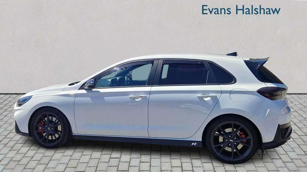 Hyundai I30 2.0T Gdi N Performance Dct 2021 BW21HCJ White #2