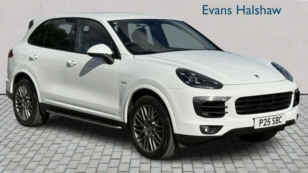 Porsche Cayenne Platinum Edition Tiptronic S 2017 White