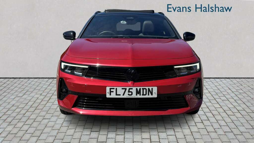 Vauxhall Astra 1.2 Turbo 130 Ultimate 2025 FL75MDN Red #4