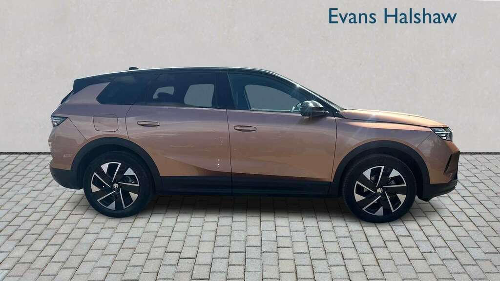 Vauxhall Grandland 1.2 Hybrid 145 Ultimate E-dct6 Fixed Roof 20 DG75KWH Brown #3