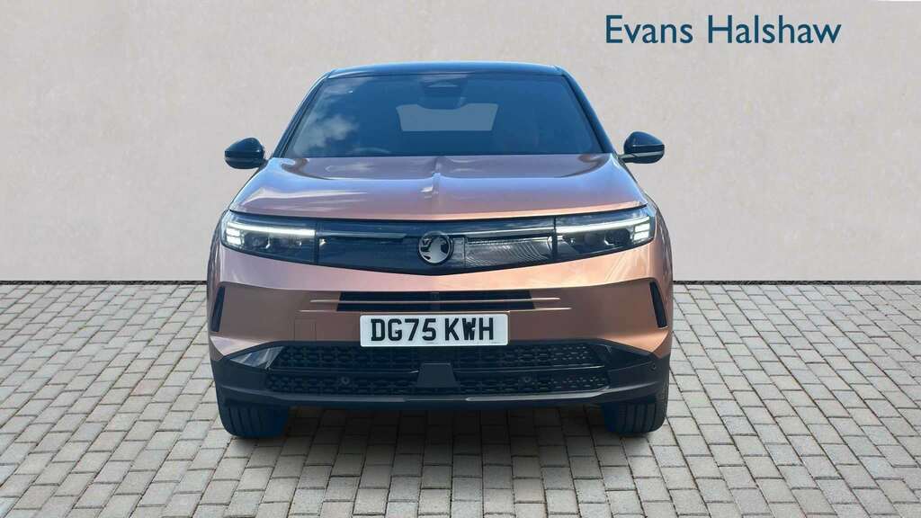 Vauxhall Grandland 1.2 Hybrid 145 Ultimate E-dct6 Fixed Roof 20 DG75KWH Brown #4