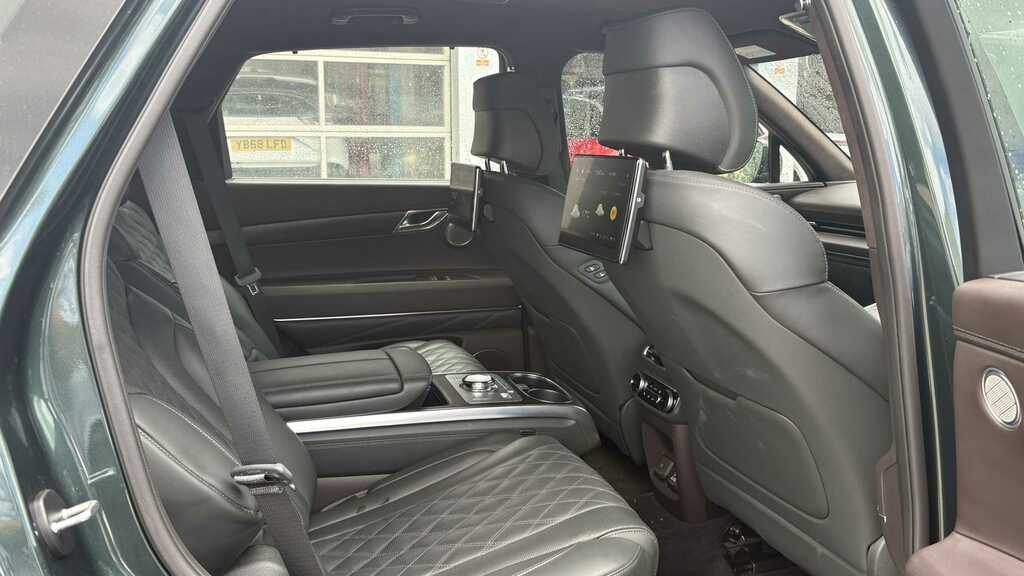 Genesis GV80 Luxury T Awd Silver #8